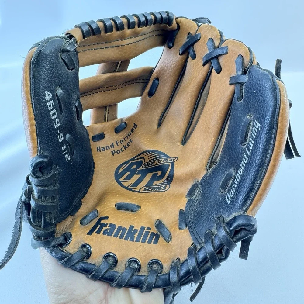 Franklin 4609 9 1/2 Youth RTP Baseball Glove Fits Left Hand 9.5 inch Black Brown